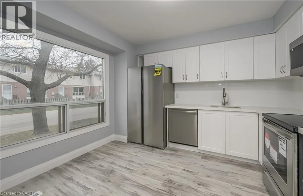 Row / Townhouse for rent: 595 Third Street Unit# 50, London, Ontario N5V 4A1