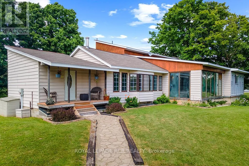 House for rent: 595133 Blind Line, Mono, Ontario L9W 5N4