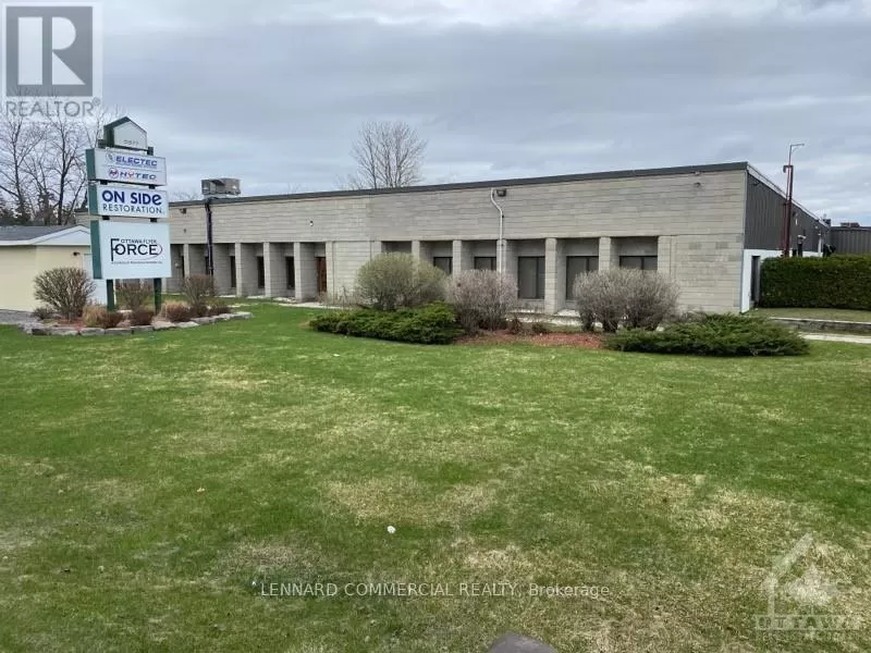 5977 Hazeldean Road, Ottawa, Ontario K2S 1B9