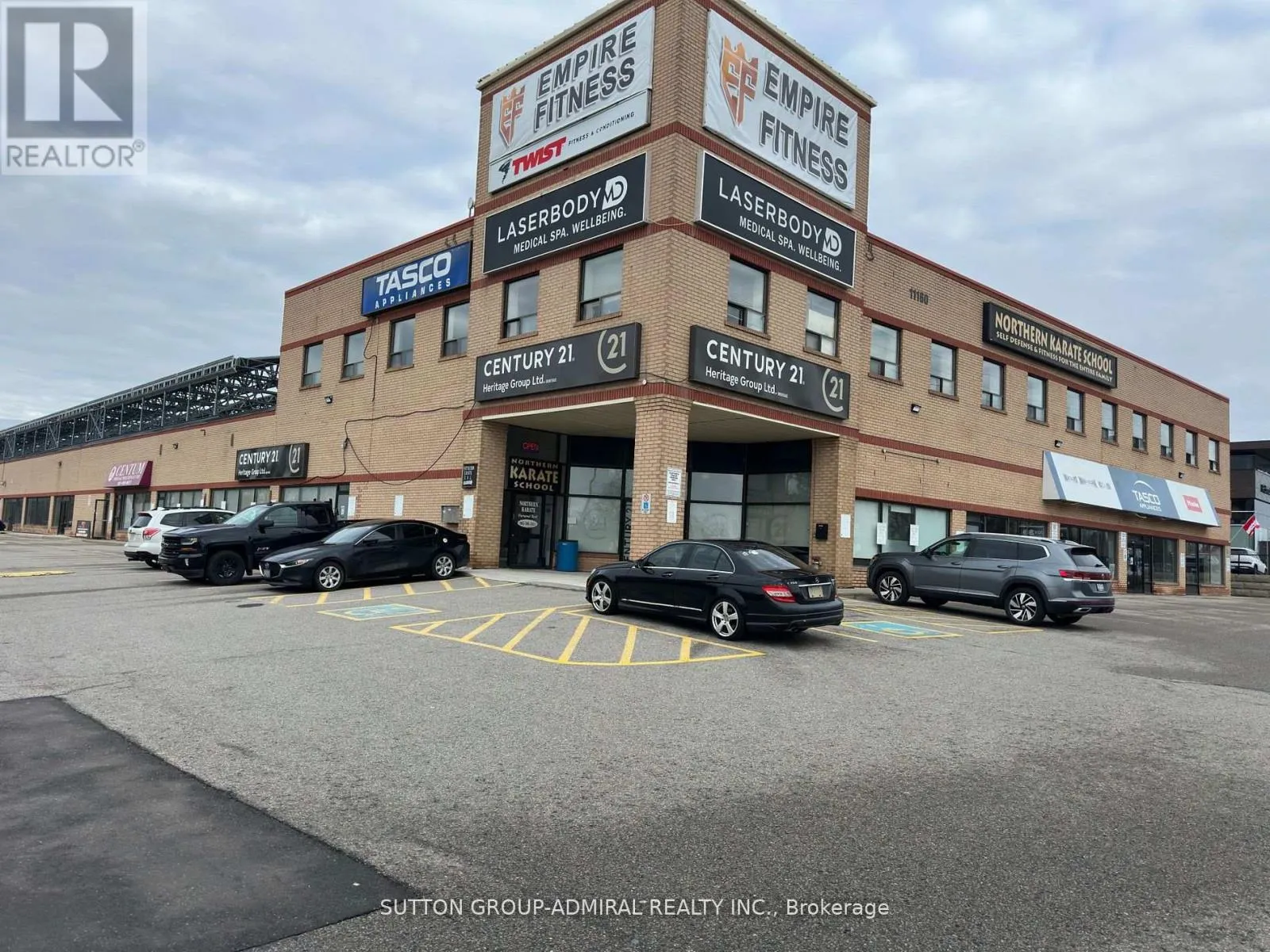 6 - 11160 Yonge Street W, Richmond Hill, Ontario L4S 1K9