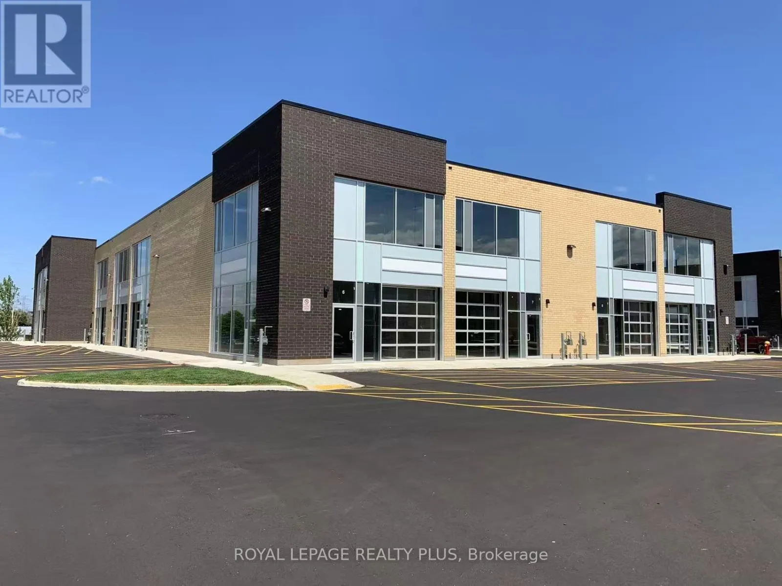 Retail for rent: 6 - 1162 King Road, Burlington, Ontario L7T 3L7