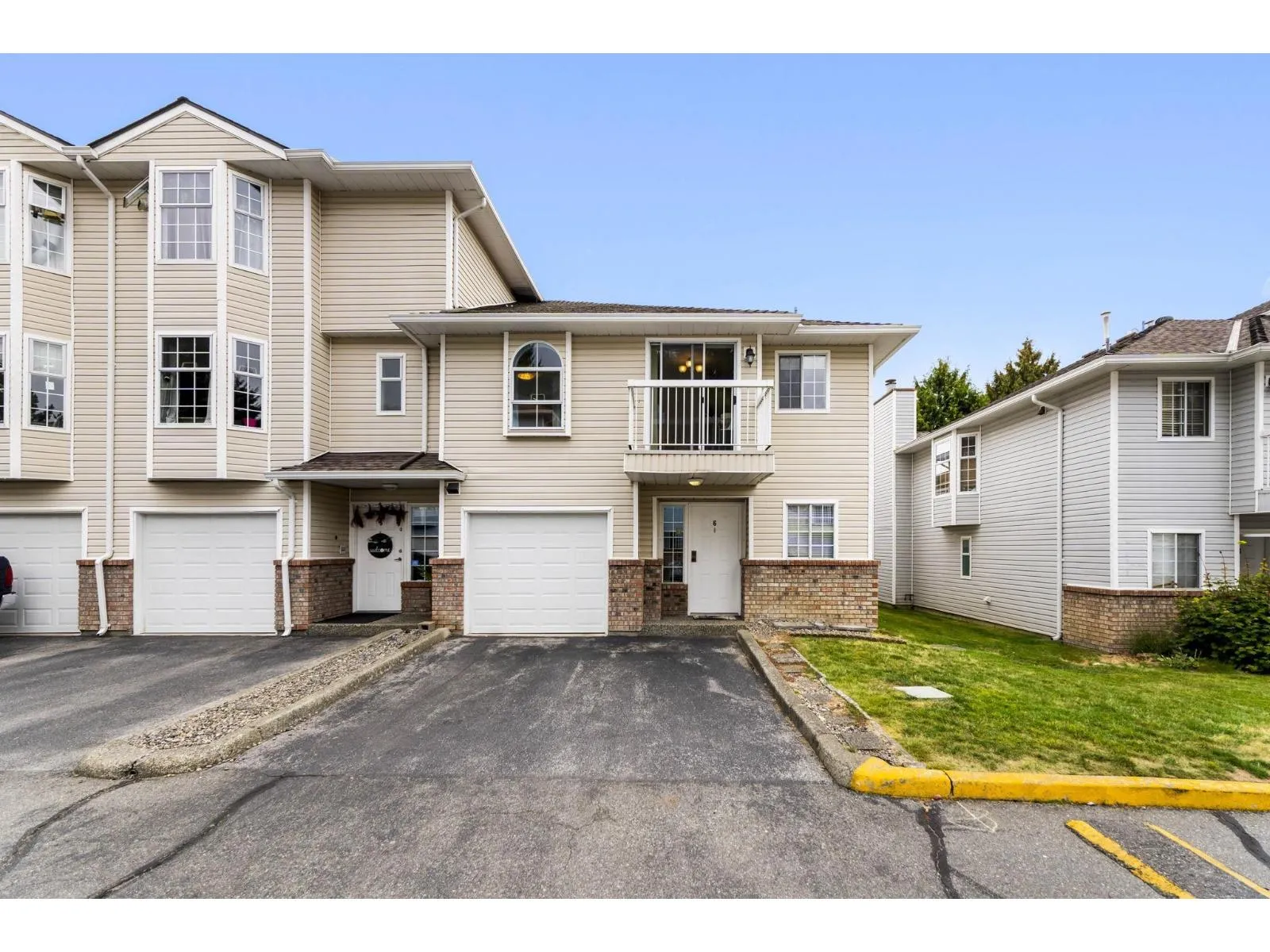 Row / Townhouse for rent: 6 13970 72 Avenue, Surrey, British Columbia V3W 0M5