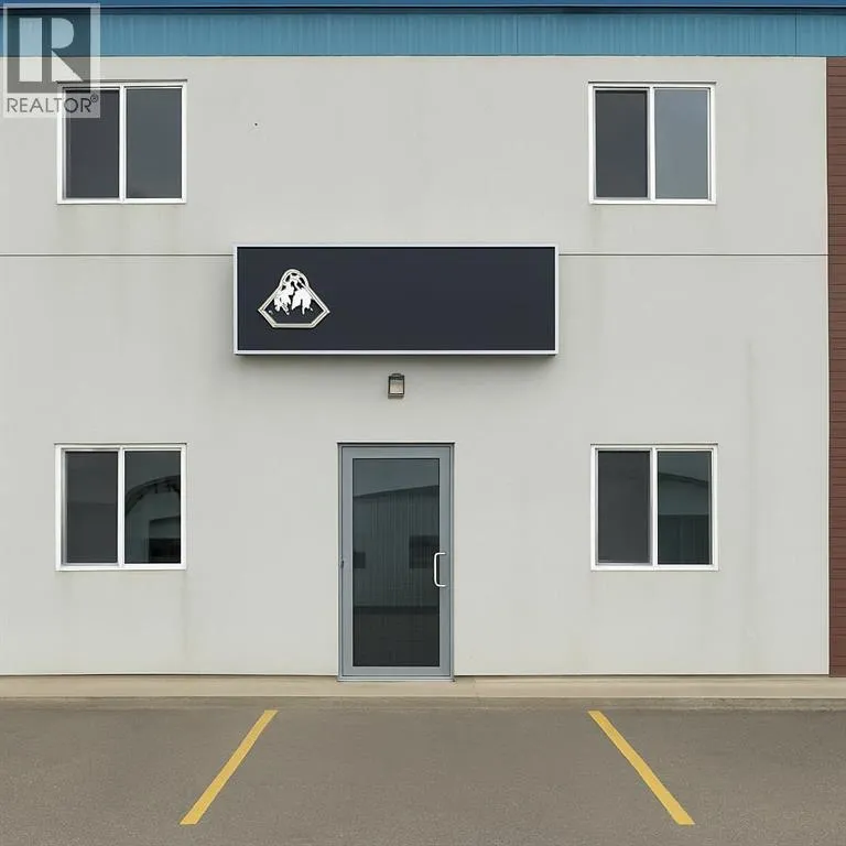 6, 14 Thevenez Industrial Trail, Sylvan Lake, Alberta T4S 2J7