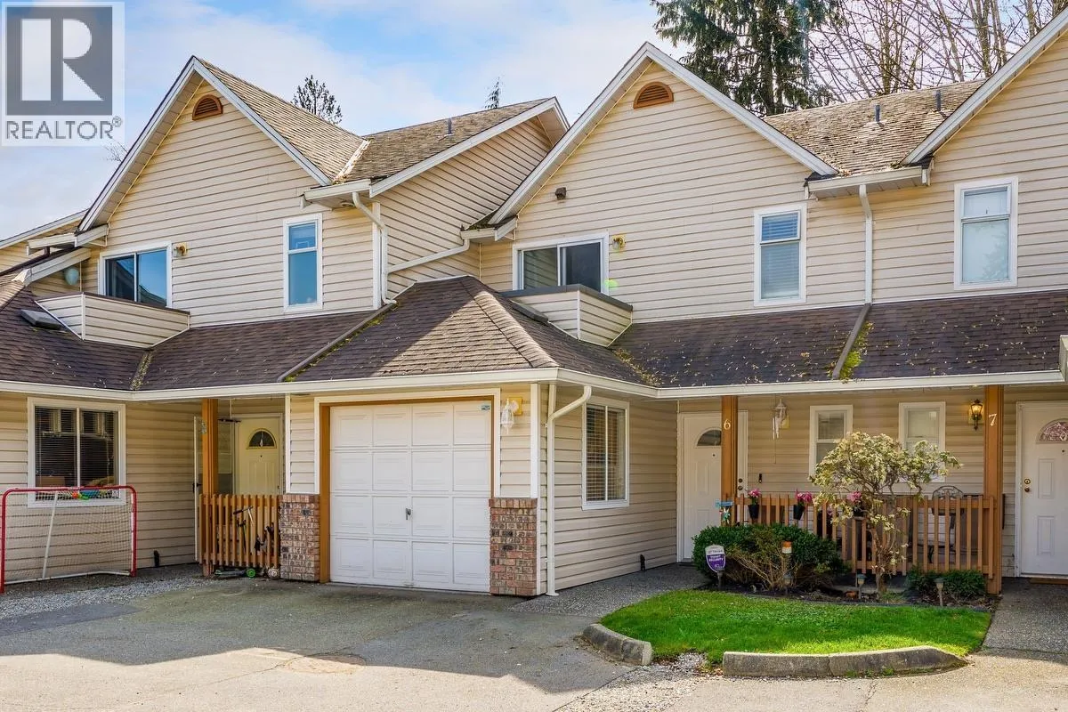 Row / Townhouse for rent: 6 20699 120b Avenue, Maple Ridge, British Columbia V2X 0A4