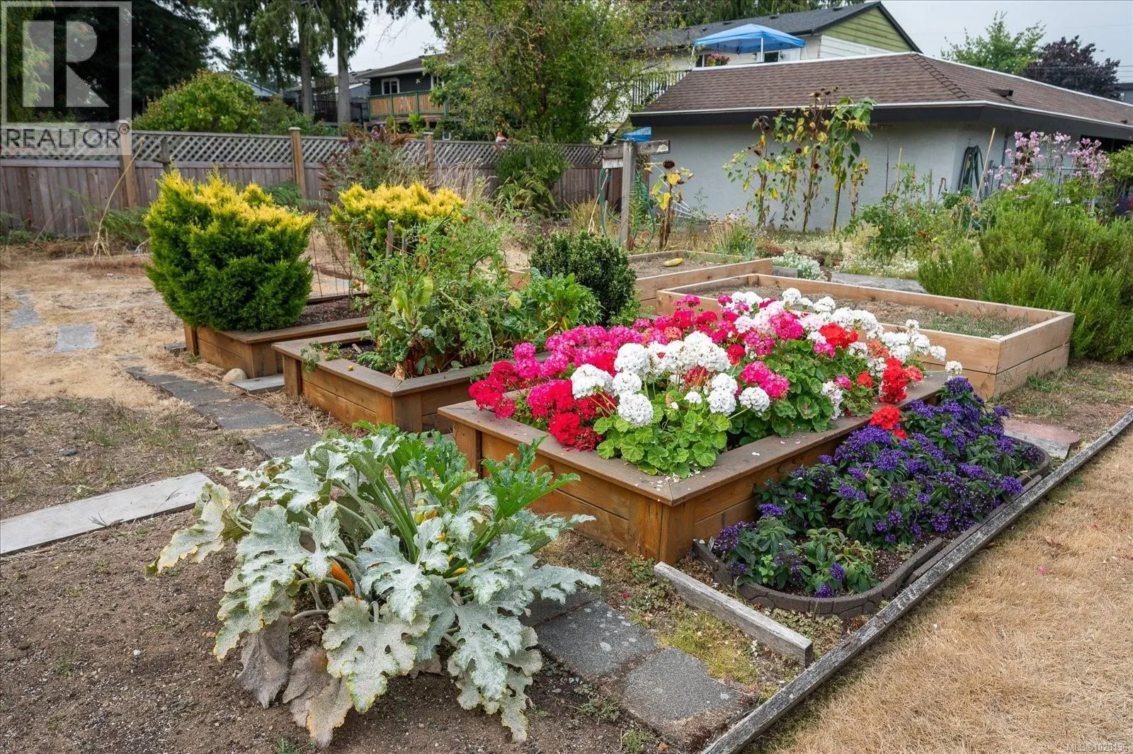 Row / Townhouse for rent: 6 219 Bagshaw St, Parksville, British Columbia V9P 2H3