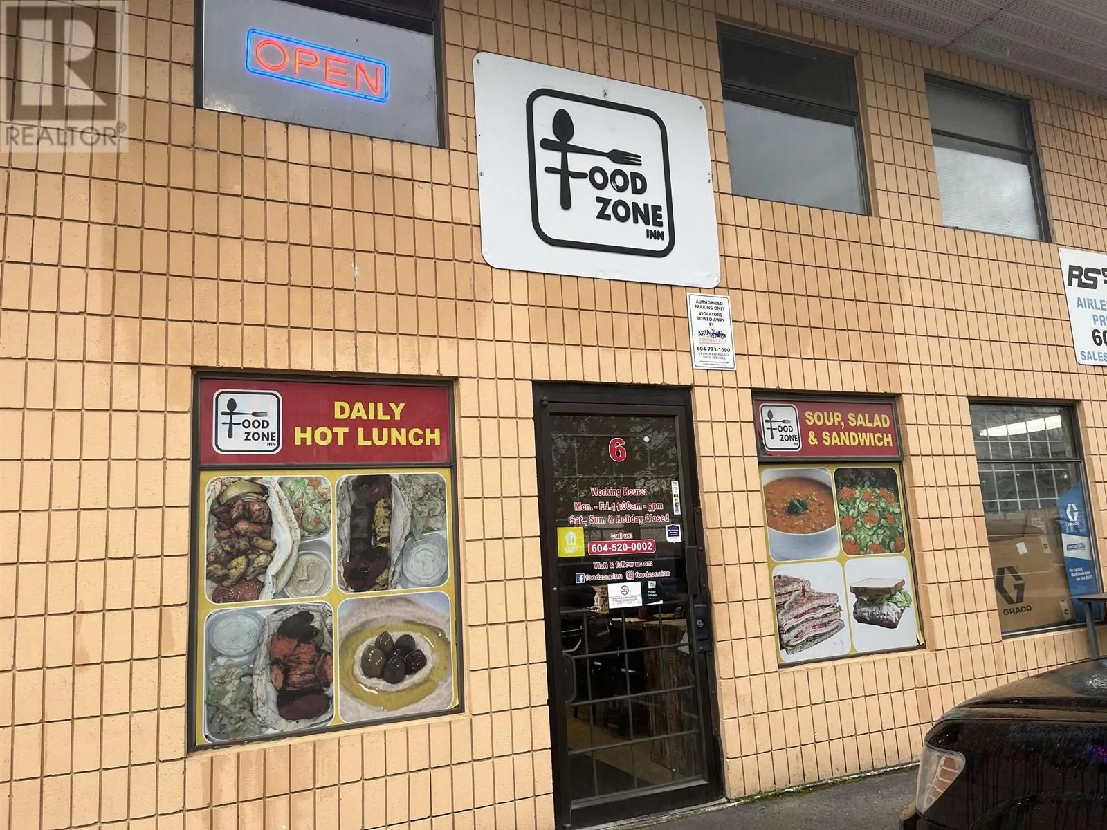 6 30 Capilano Way, New Westminster, British Columbia V3L 5G3