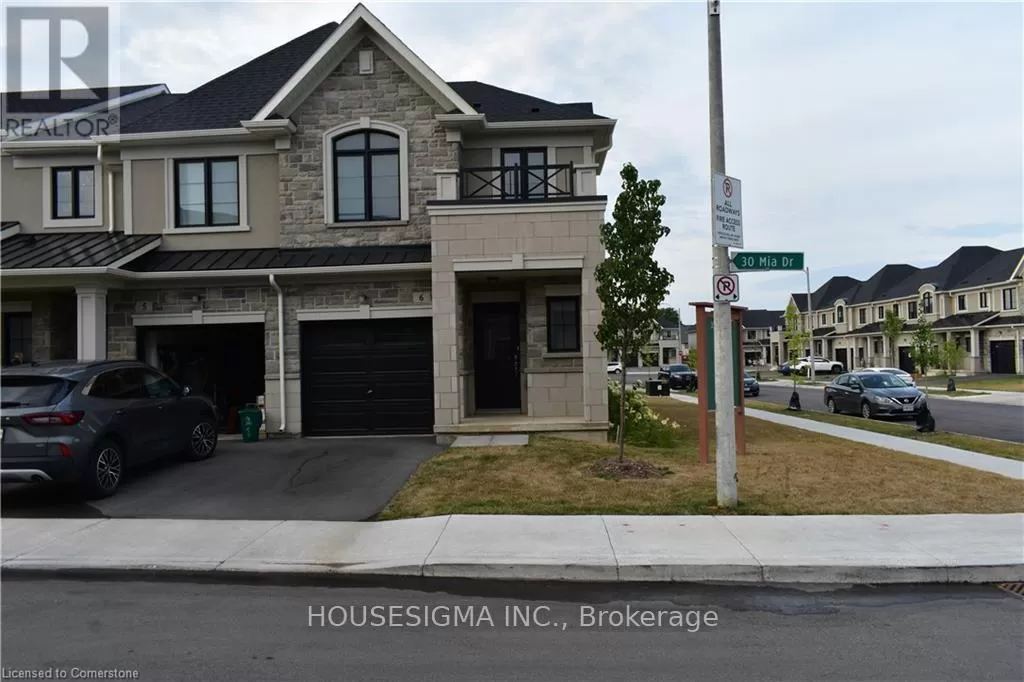 Row / Townhouse for rent: 6 - 30 Mia Drive, Hamilton, Ontario L9B 0K1