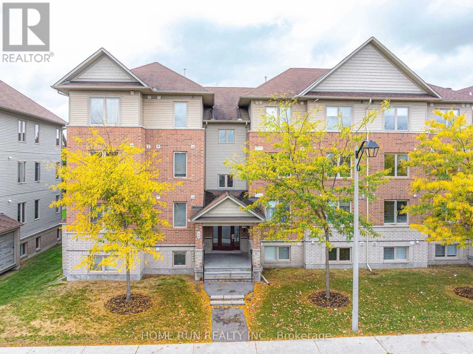 Apartment for rent: 6 - 50 Barnstone Drive, Ottawa, Ontario K2G 6X2