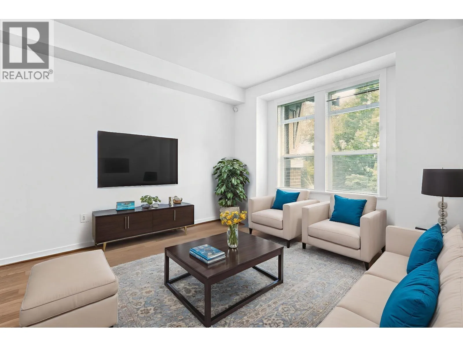 Row / Townhouse for rent: 6 5881 Irmin Street, Burnaby, British Columbia V5J 0C5