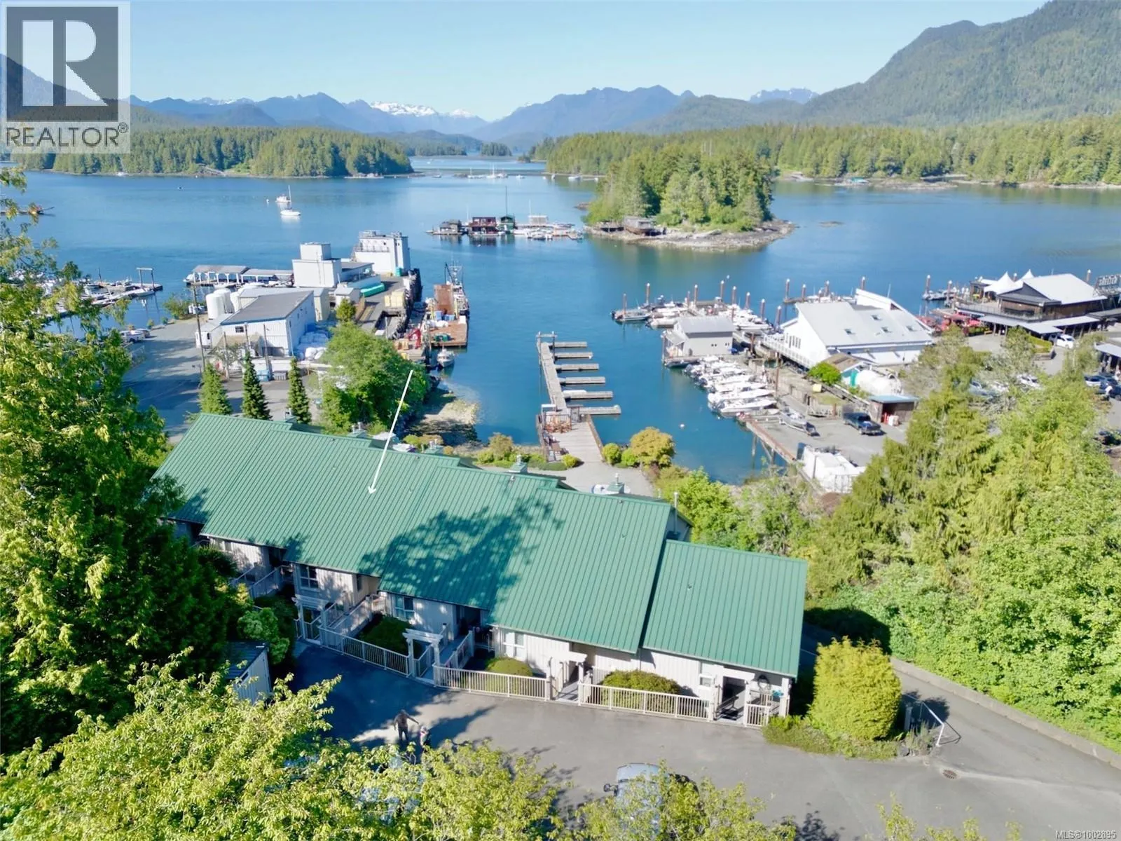 Apartment for rent: 6 624 Campbell St, Tofino, British Columbia V0R 2Z0