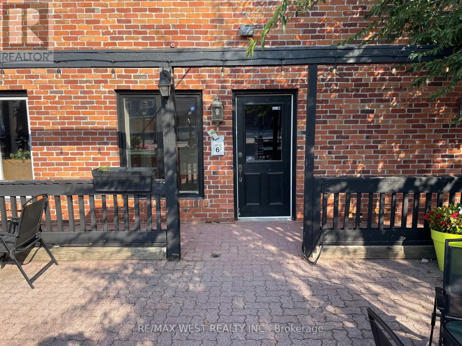 6 - 64 Mississauga Street, Orillia, Ontario L3V 1V5