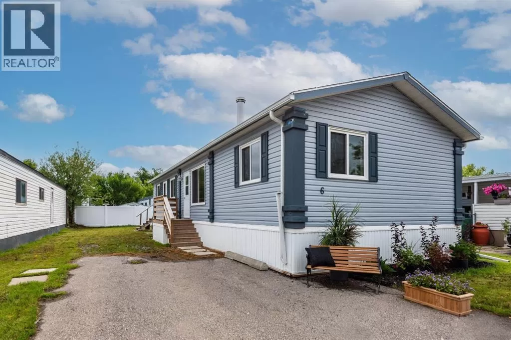 Mobile Home for rent: 6, 6724 17 Avenue Se, Calgary, Alberta T2A 0W5