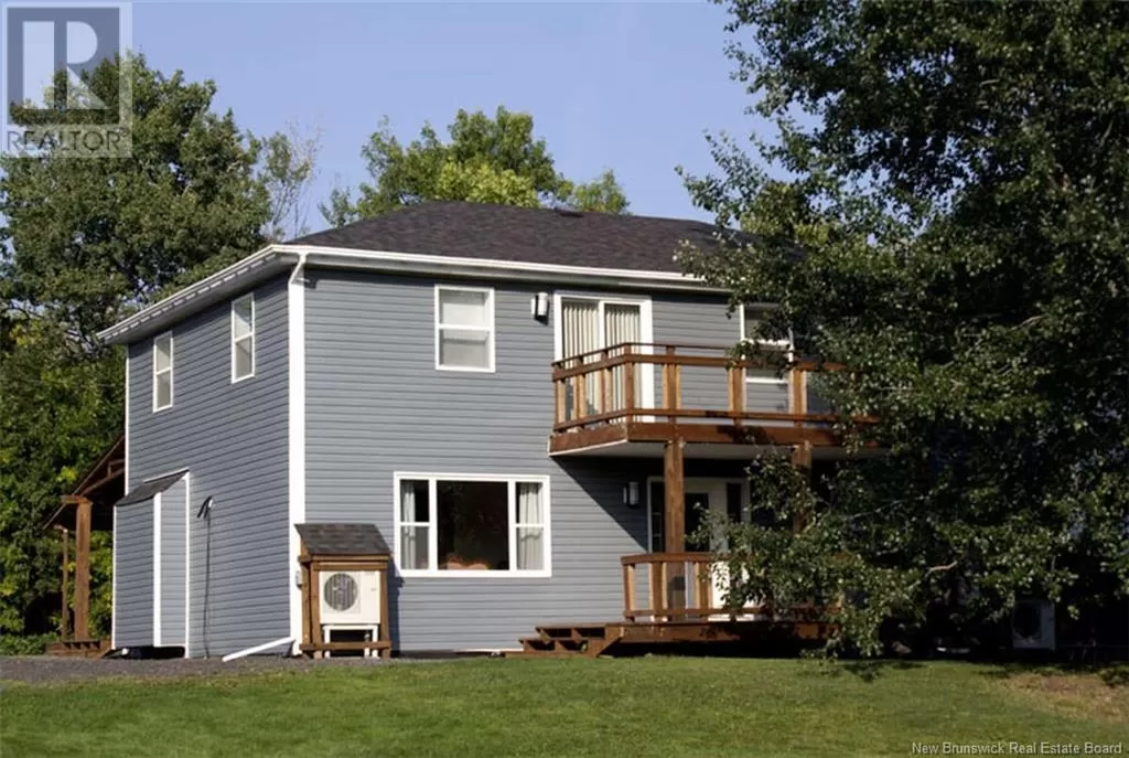 House for rent: 6 8 Harbour Street, Newcastle Creek, New Brunswick E4B 2K5