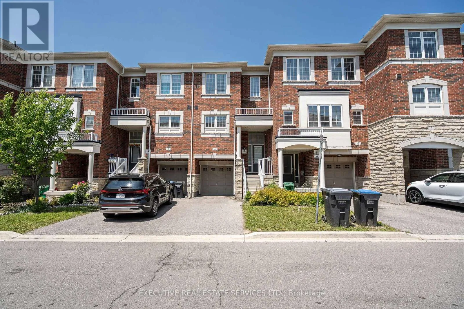 Row / Townhouse for rent: 6 Abercove Close, Brampton, Ontario L6Y 6E6