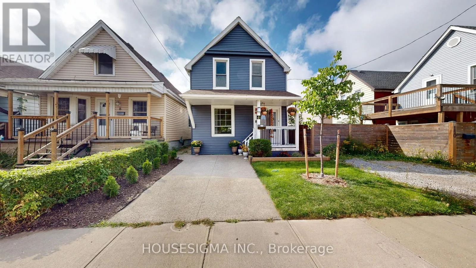 House for rent: 6 Albany Avenue, Hamilton, Ontario L8H 2H2