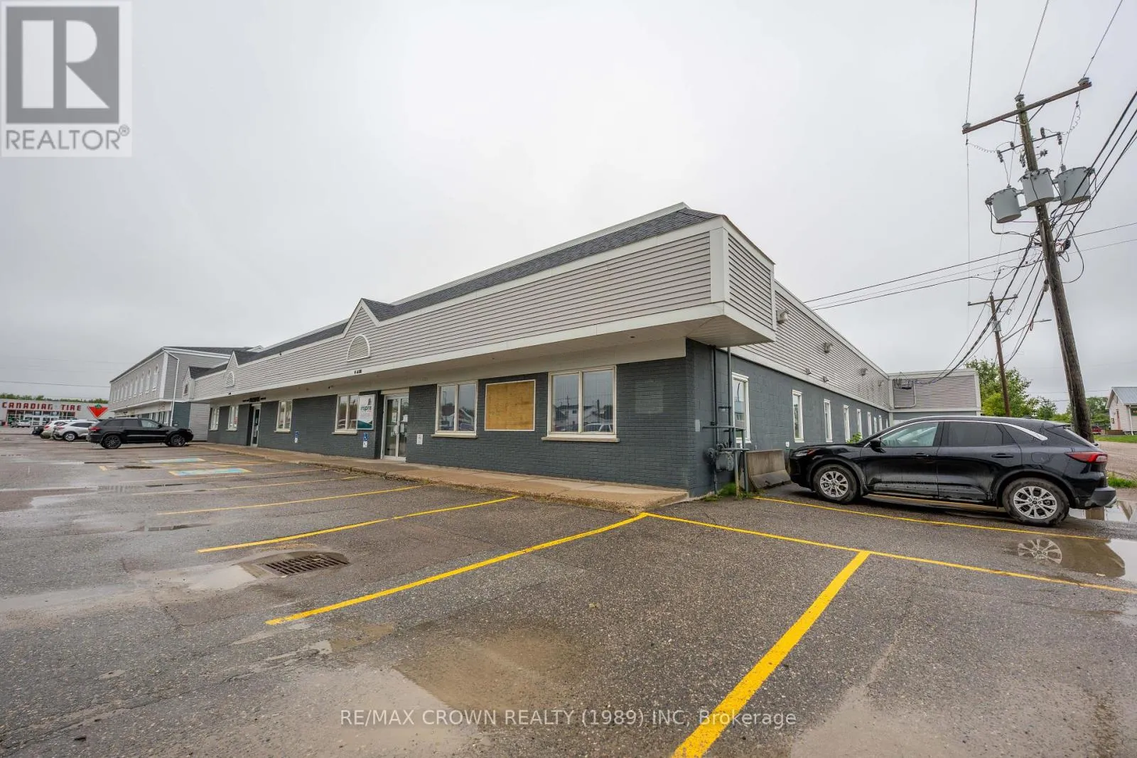 Offices for rent: 6 Ash Street, Kapuskasing, Ontario P5N 2C8