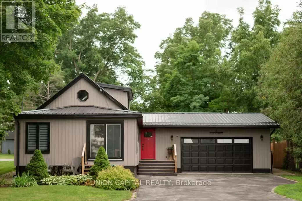 House for rent: 6 Bay Street, Prince Edward County, Ontario K0K 2T0