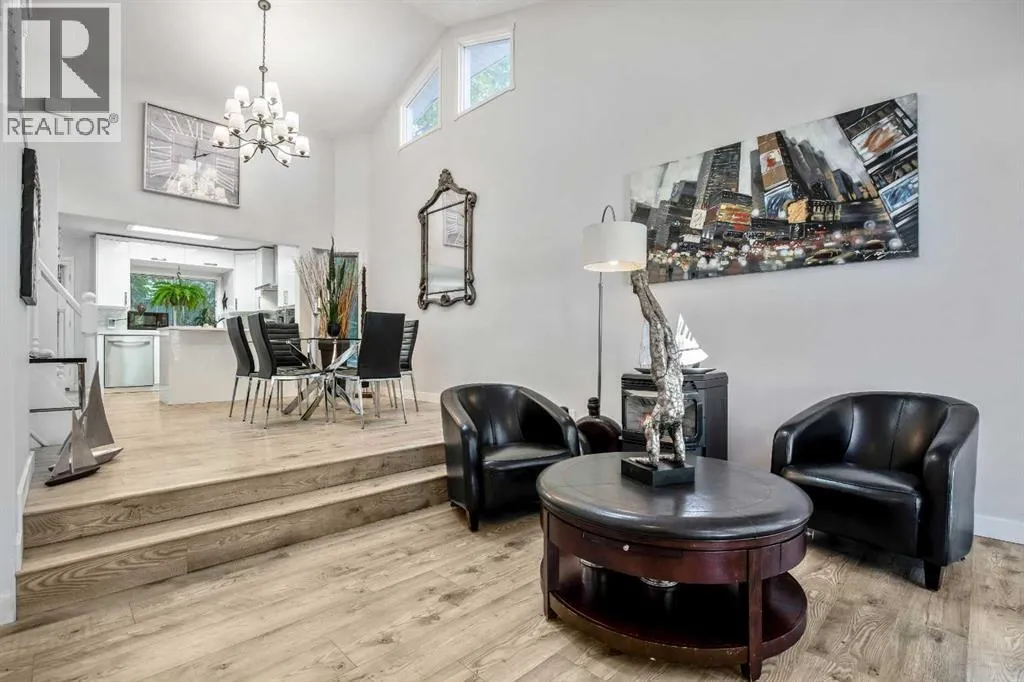 House for rent: 6 Castle Place, Cochrane, Alberta T4C 1G4