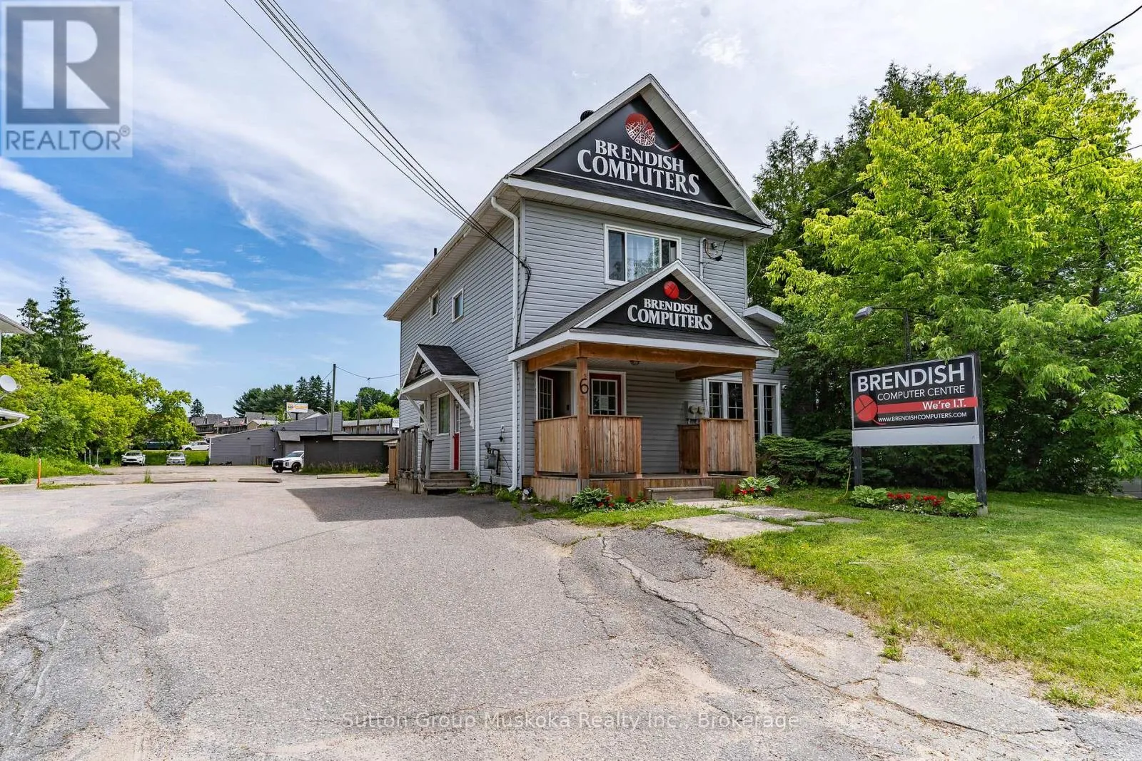 6 Chaffey Street, Huntsville, Ontario P1H 1H4