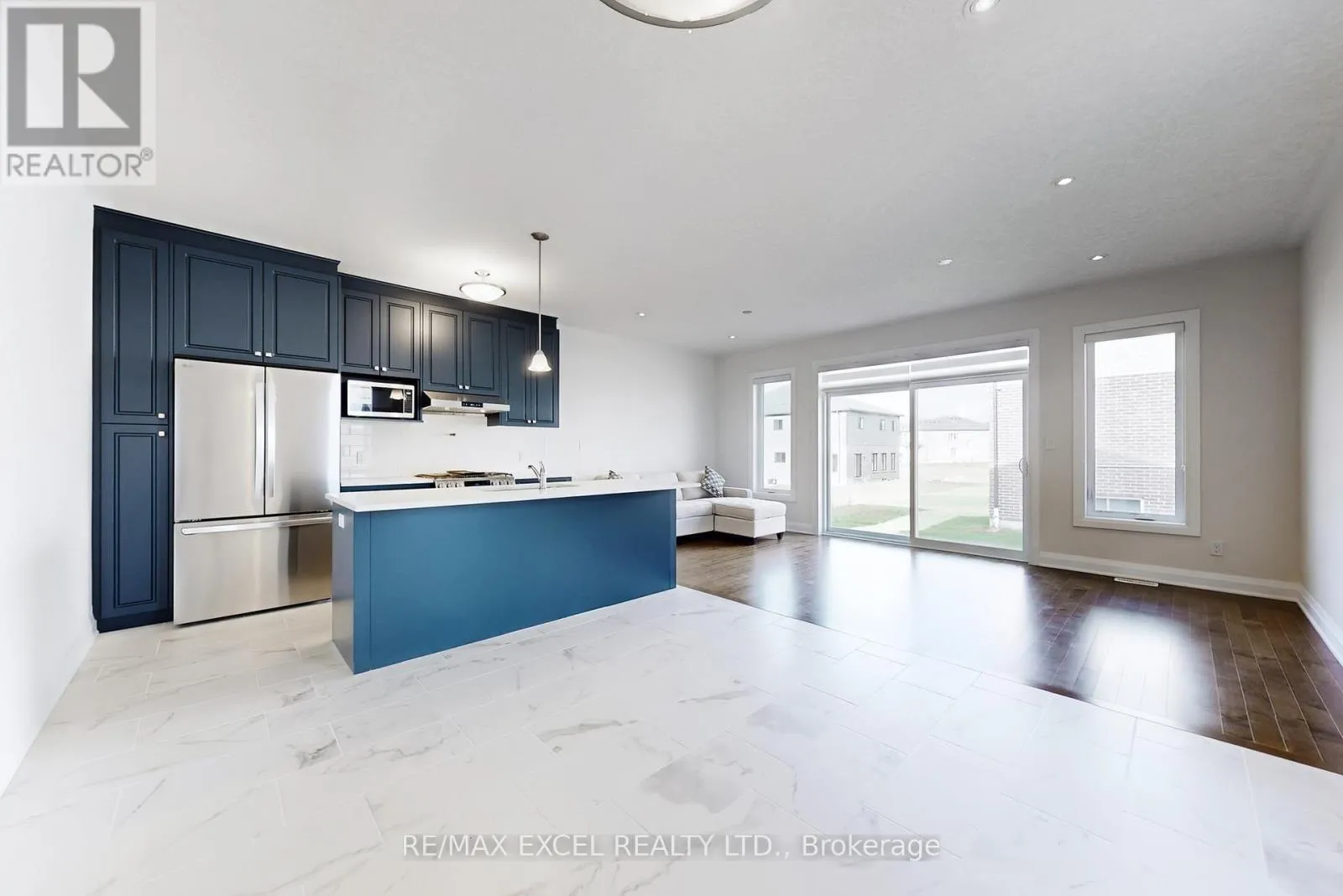 House for rent: 6 Dominique Street, Kitchener, Ontario M2E 0K4