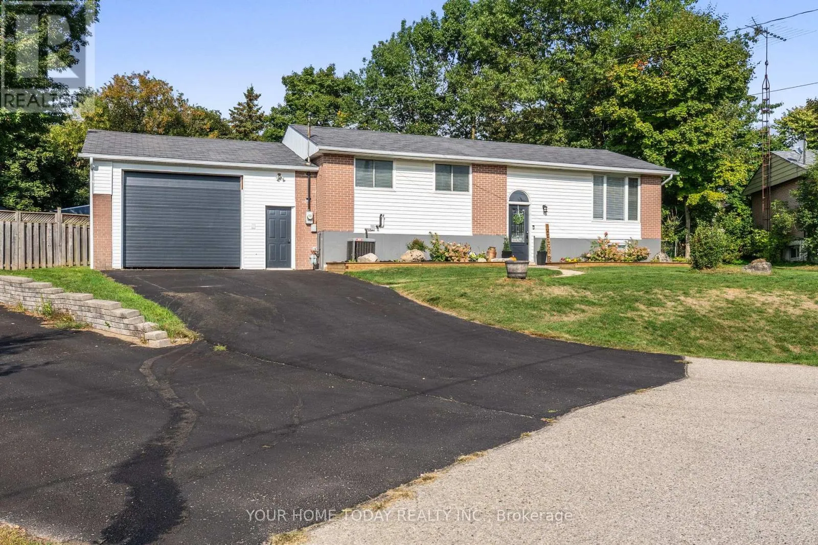 House for rent: 6 Ellen Crescent, Erin, Ontario N0B 1Z0