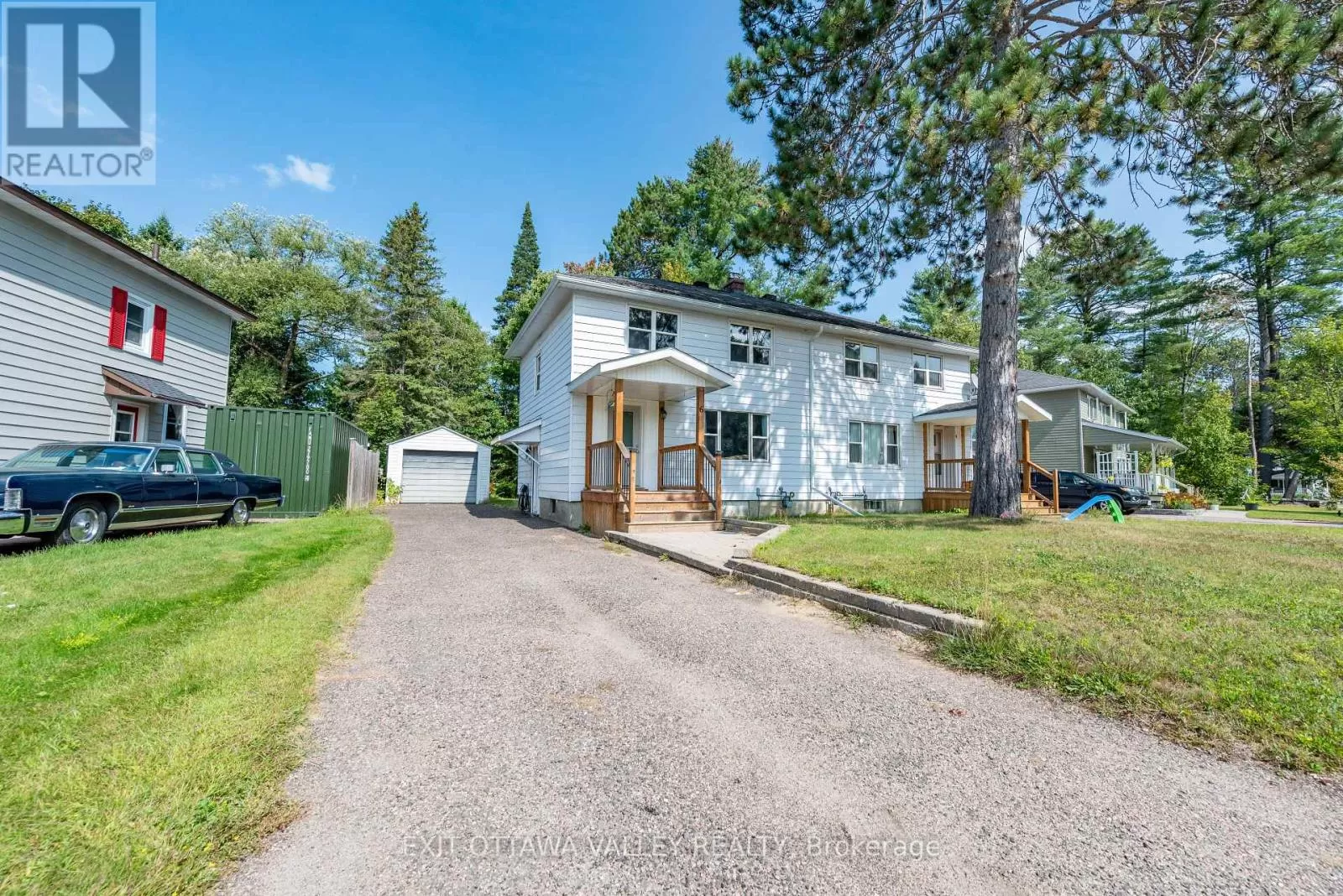 House for rent: 6 Faraday Crescent, Deep River, Ontario K0J 1P0