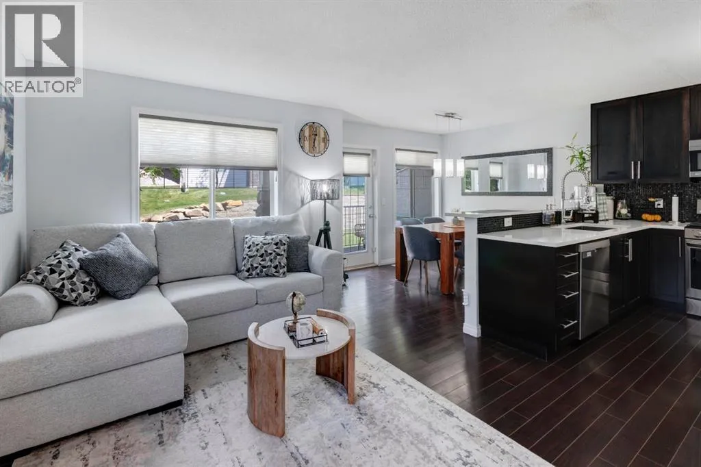 Duplex for rent: 6 Hidden Creek Rise Nw, Calgary, Alberta T3A 6L5