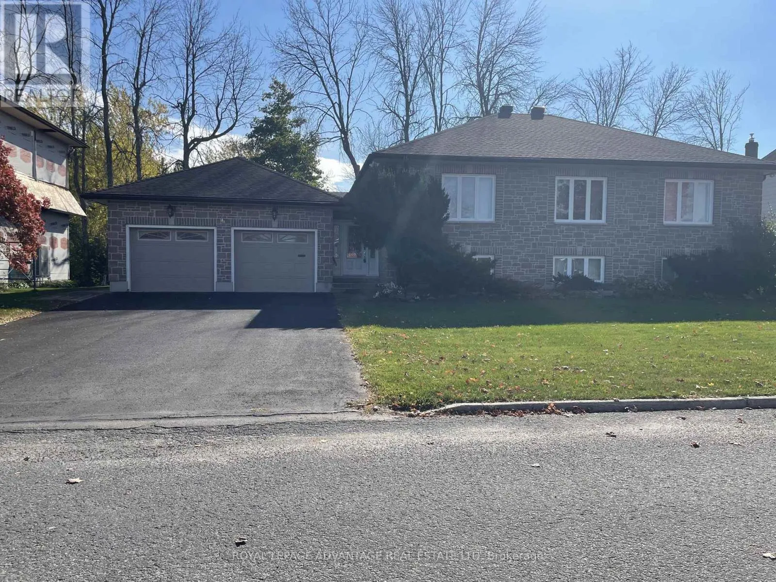 House for rent: 6 Jessie Drive, Perth, Ontario K7H 3J1