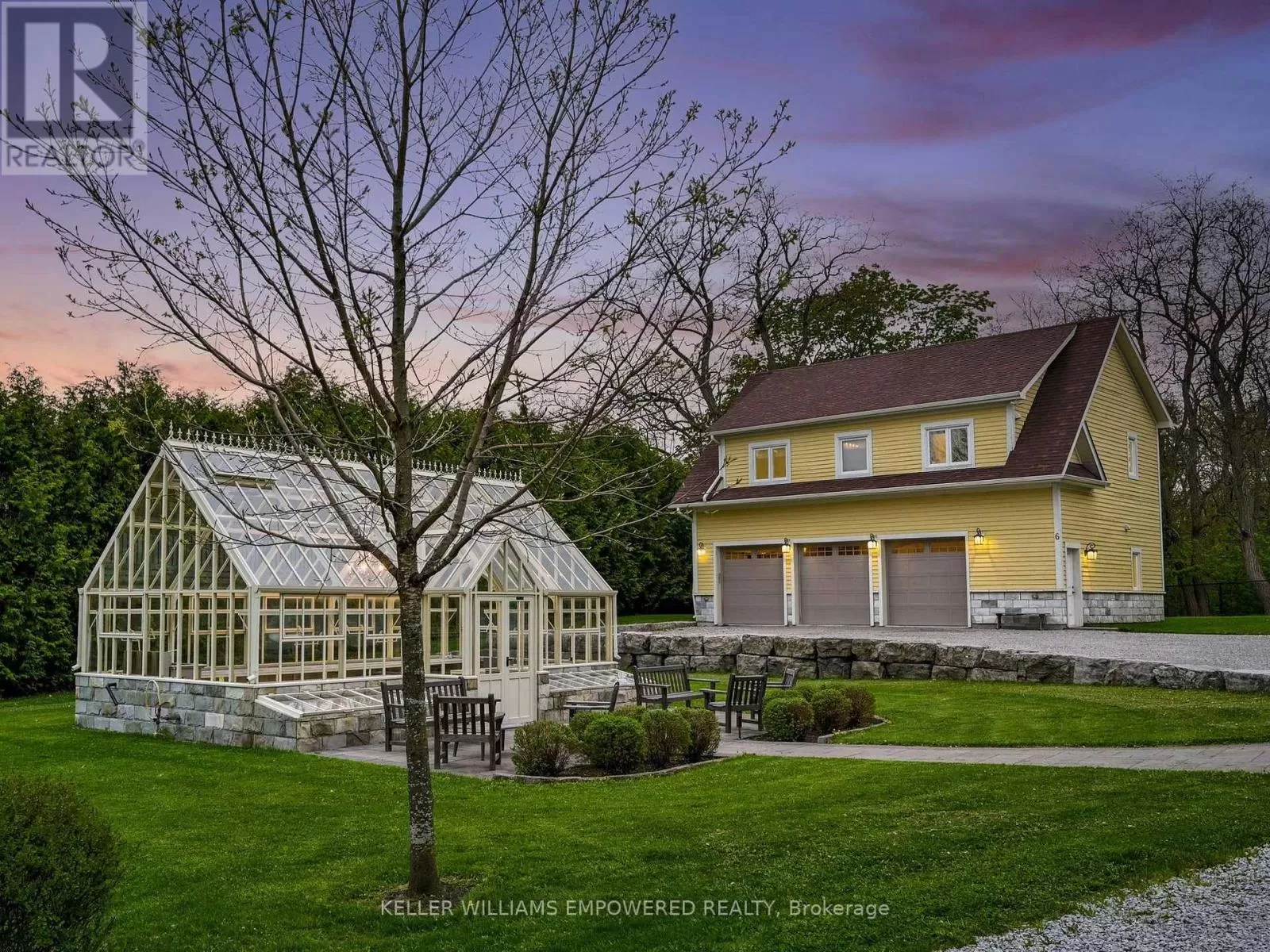 House for rent: 6 Macleod Estate Court, Richmond Hill, Ontario L4E 0B1