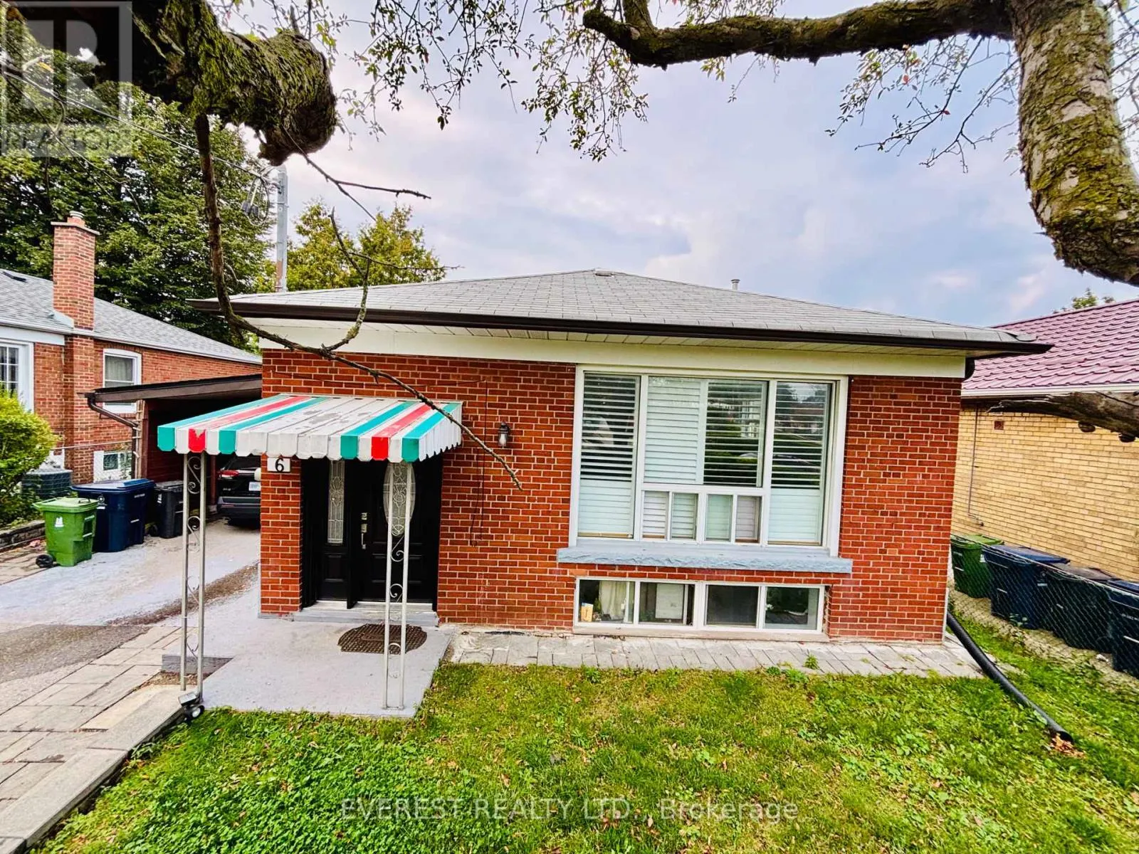 House for rent: 6 Maretta Avenue, Toronto, Ontario M1K 3X7