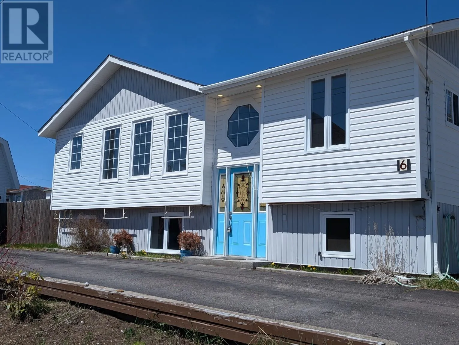 House for rent: 6 Orange Lane, Springdale, Newfoundland & Labrador A0J 1T0