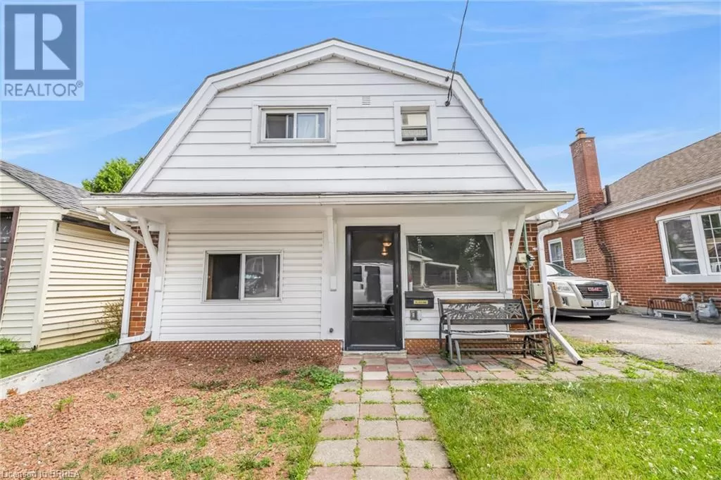 House for rent: 6 Patricia Street, Brantford, Ontario N3T 1W5