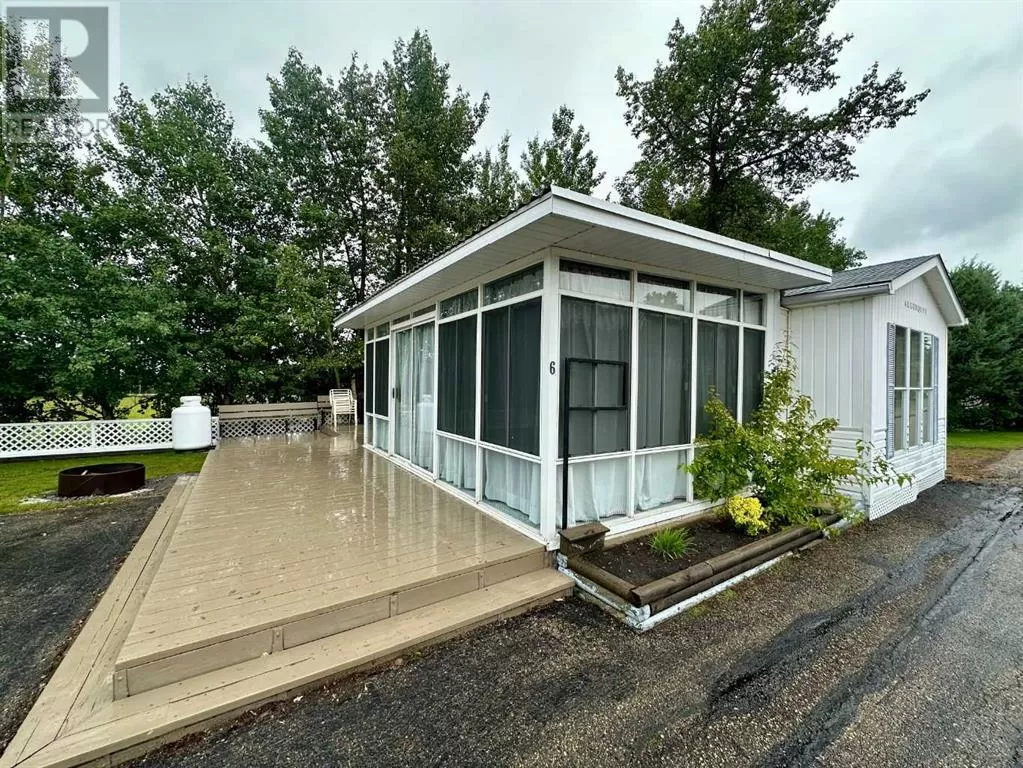 Recreational for rent: 6 Points West Resort, Sylvan Lake, Alberta T4S 1T3