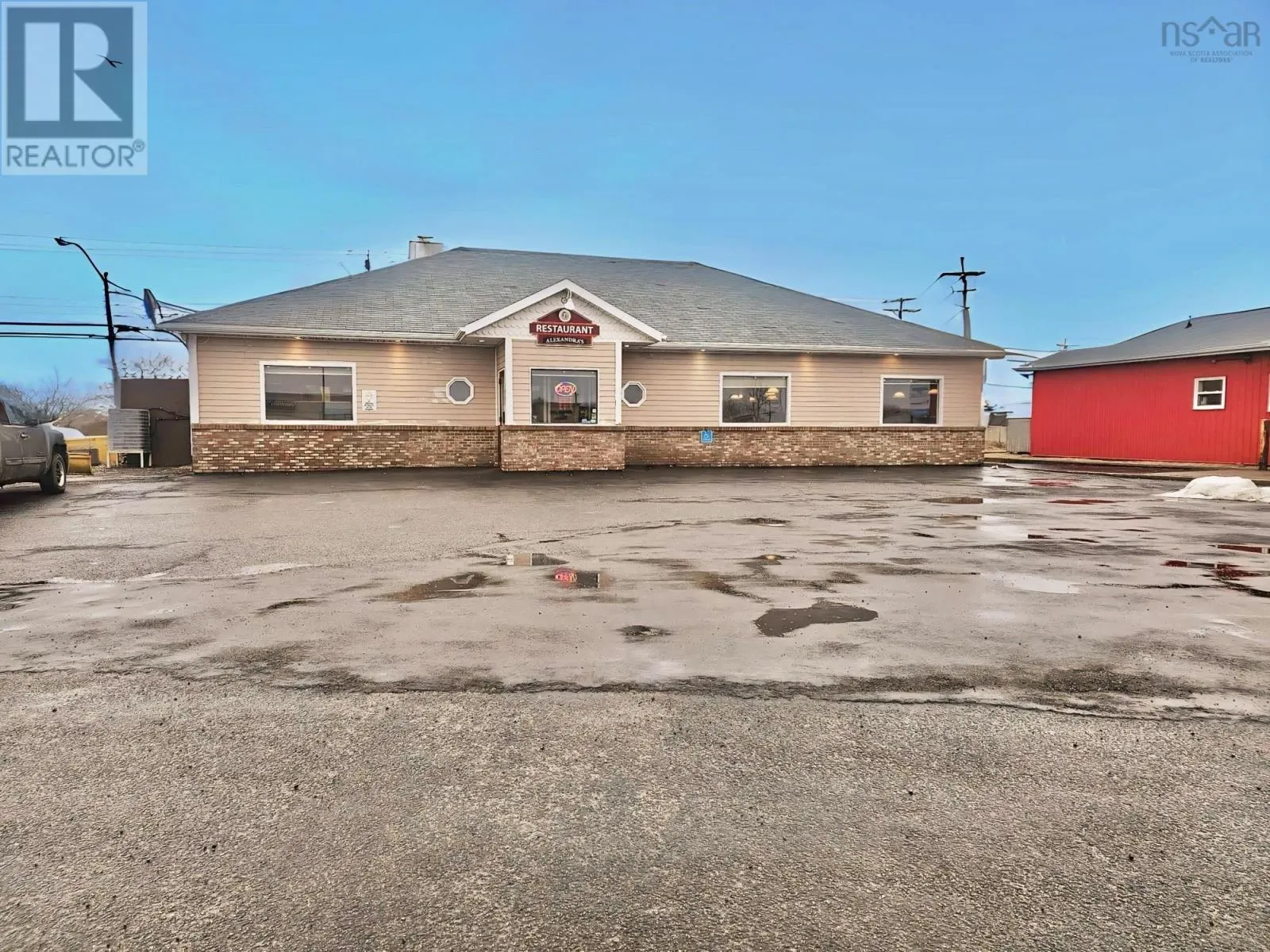 6 Sterling Road, Glace Bay, Nova Scotia B1A 3X3