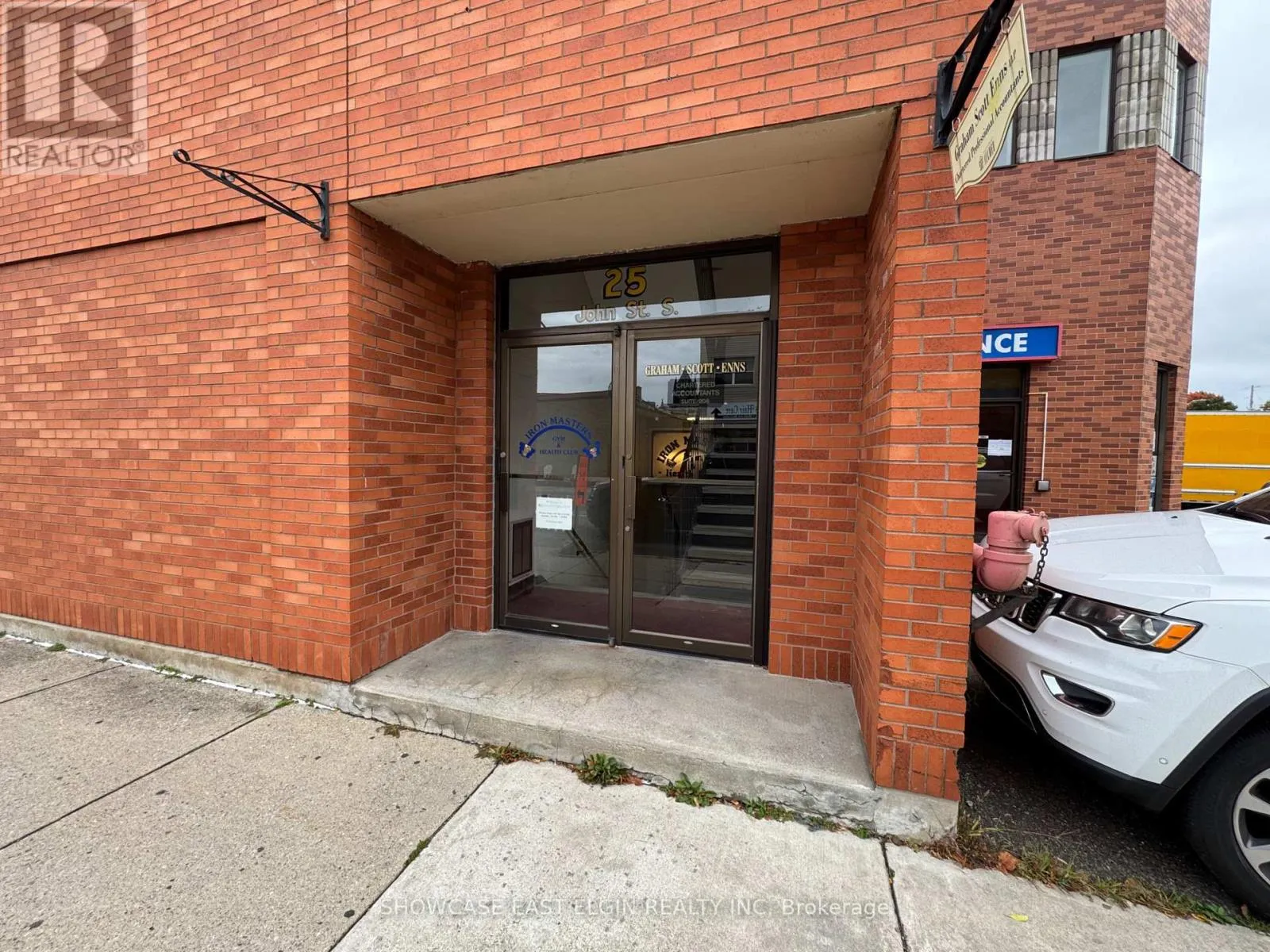 Offices for rent: 6 Talbot Street E, Aylmer, Ontario N5H 1H4