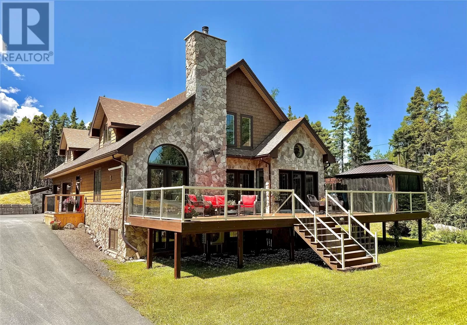 Recreational for rent: 6 Thorburn Lake Road, THORBURN LAKE, Newfoundland & Labrador A0C 2G0