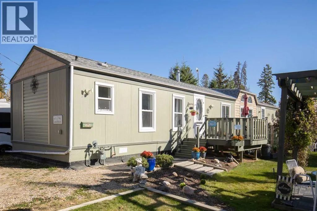 Manufactured Home for rent: 60, 41513 Highway 771, Rural Lacombe County, Alberta T0C 0J0