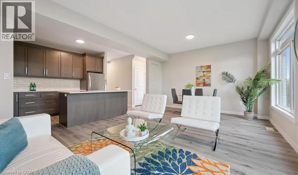 Row / Townhouse for rent: 60 Ayr Meadows Crescent, Ayr, Ontario N0B 1E0