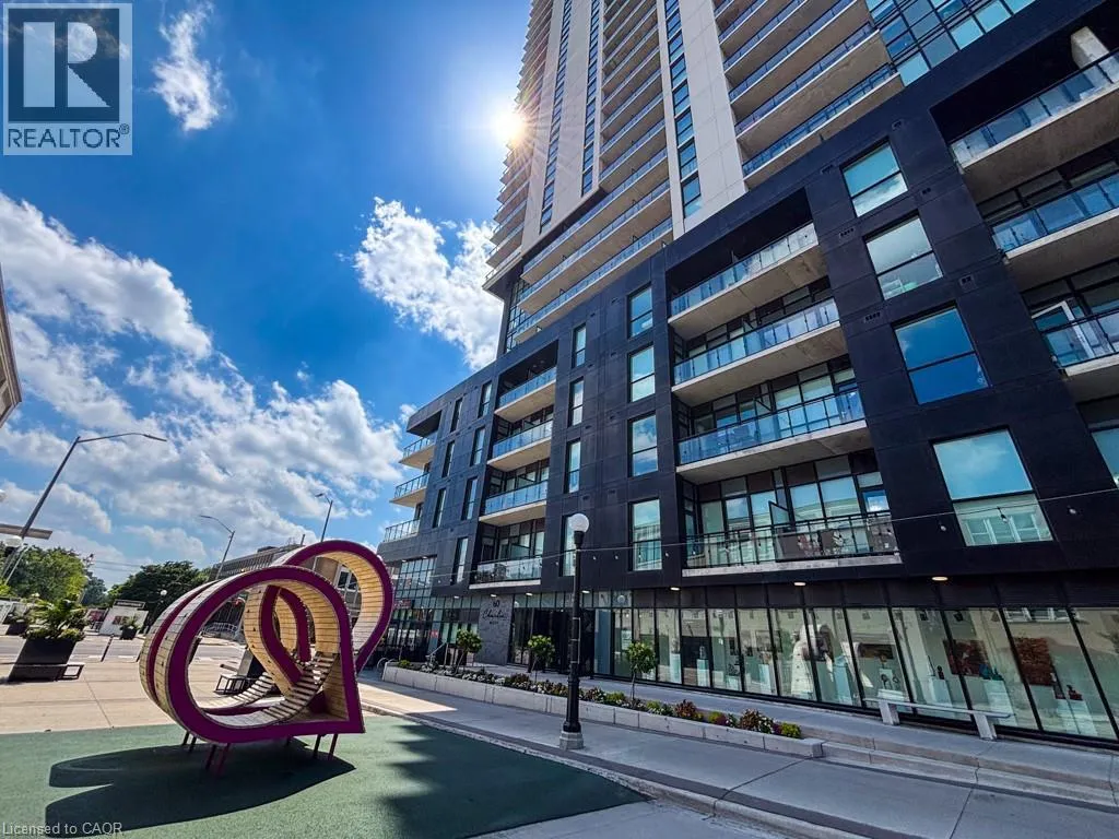 Apartment for rent: 60 Charles Street W Unit# 409, Kitchener, Ontario N2G 0C9