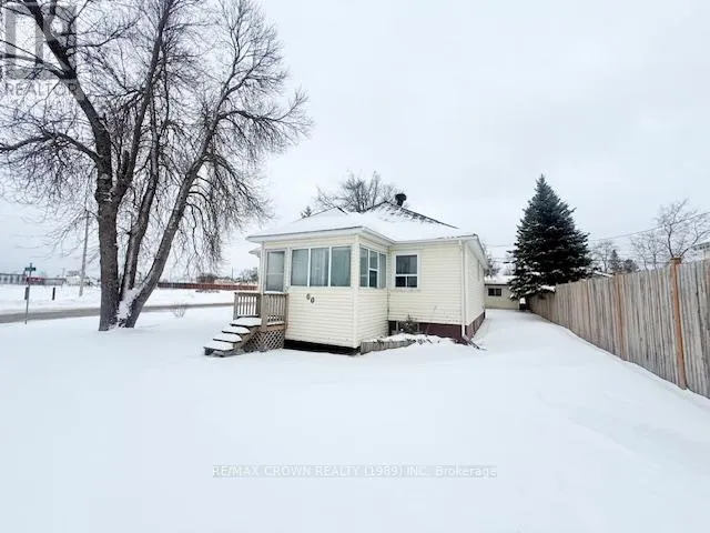House for rent: 60 Egerton Street, Kapuskasing, Ontario P5N 1J4