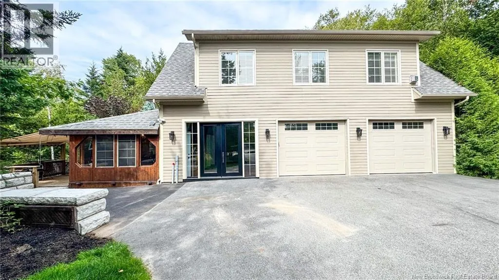 House for rent: 60 Fox Point Drive, Saint John, New Brunswick E2H 2Y6