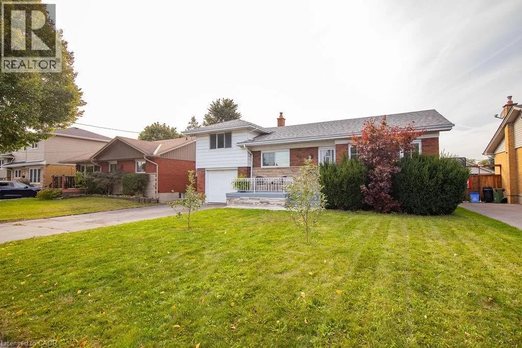 House for rent: 60 Ivy Lea Place, Hamilton, Ontario L8T 3R6