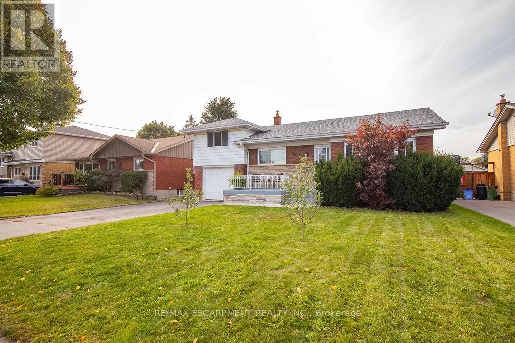 House for rent: 60 Ivy Lea Place, Hamilton, Ontario L8T 3R6