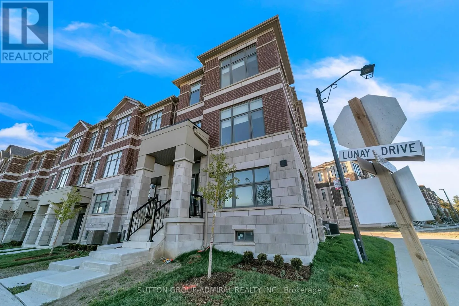 Row / Townhouse for rent: 60 Lunay Drive, Richmond Hill, Ontario L4S 0P2