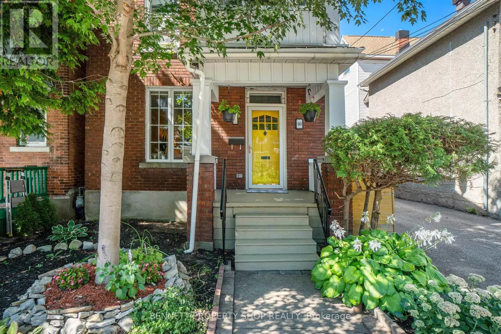 House for rent: 60 Melrose Avenue, Ottawa, Ontario K1Y 1T9