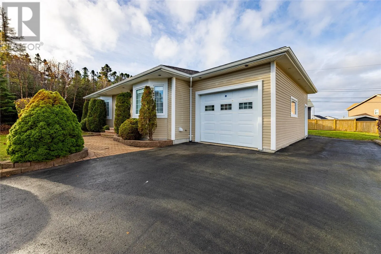 House for rent: 60 Tildacane Place, Conception Bay South, Newfoundland & Labrador A1X 3C8