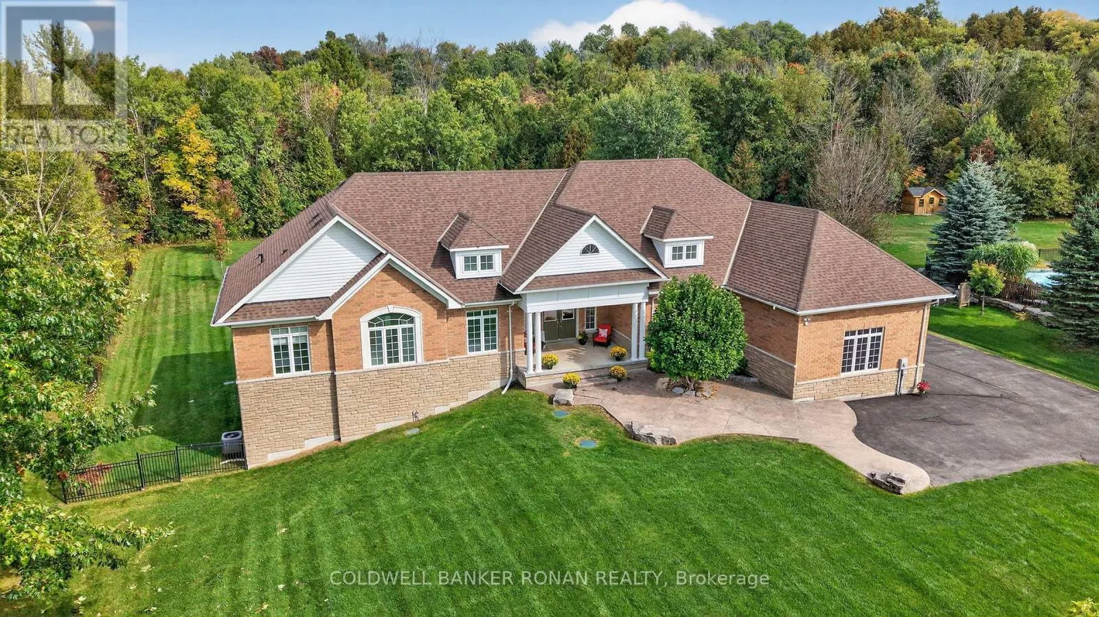 House for rent: 60 Underhill Court, Essa, Ontario L9R 1V2