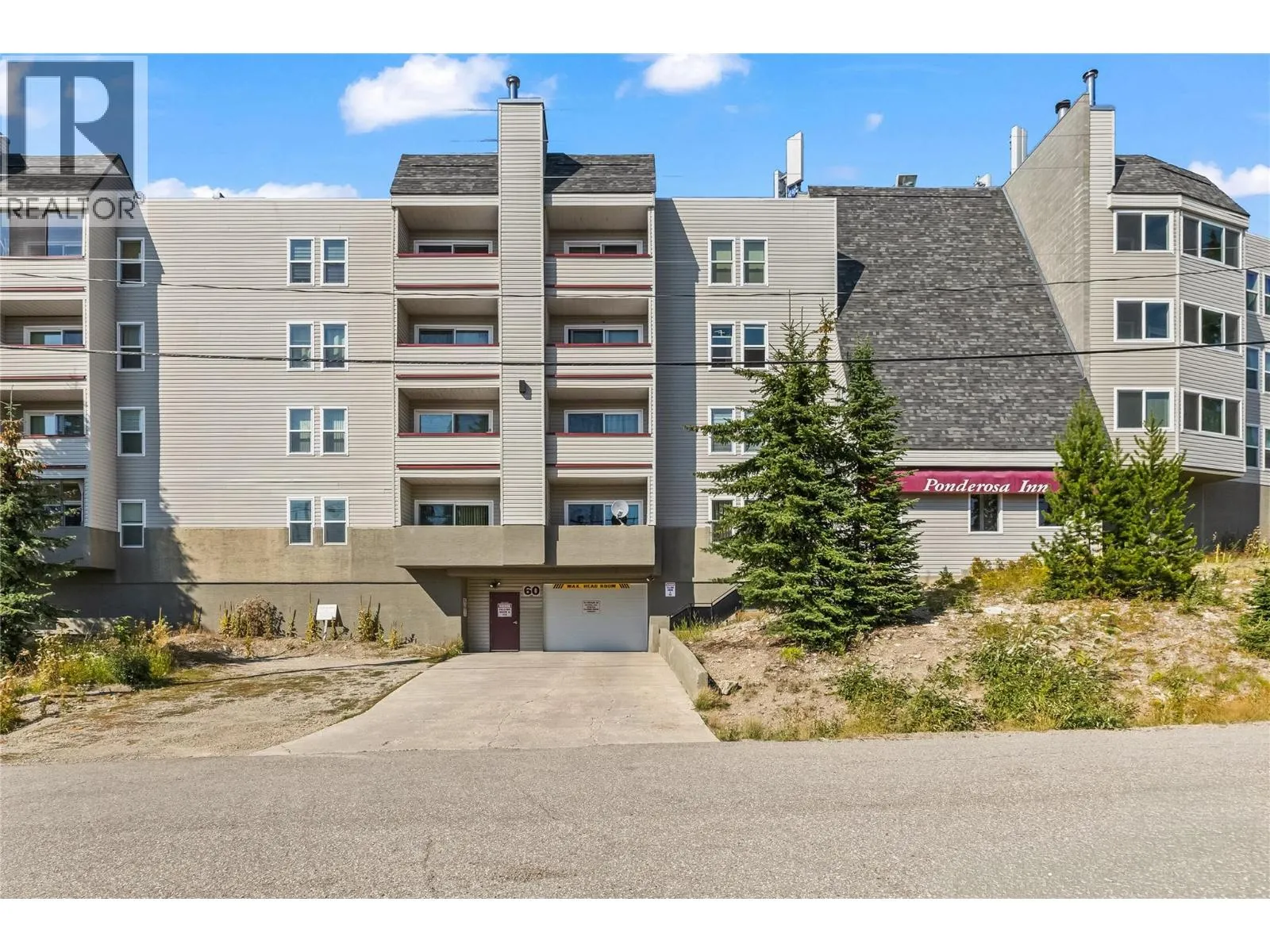 Apartment for rent: 60 Wolverine Road Unit# 413, Big White, British Columbia V1P 1P3