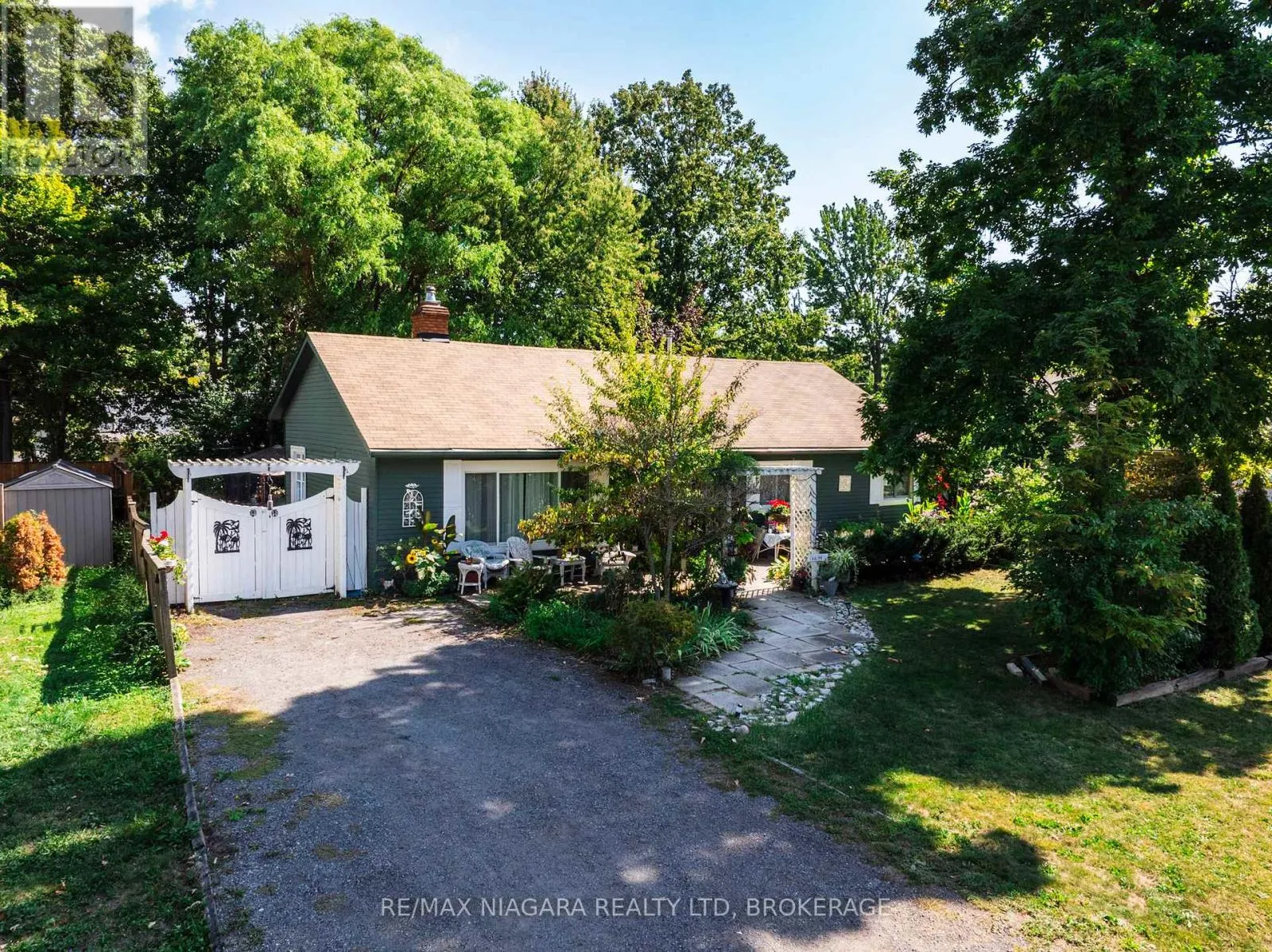 House for rent: 600 Lakeview Road, Fort Erie, Ontario L2A 4W7