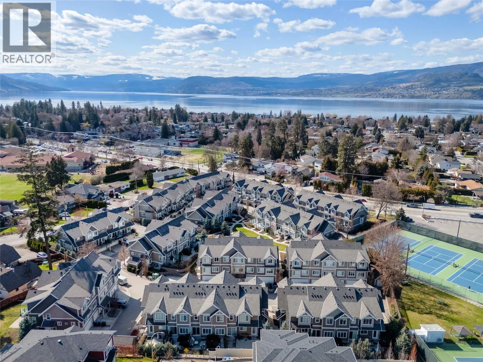 Row / Townhouse for rent: 600 Sherwood Road Unit# 55, Kelowna, British Columbia V1W 5K1
